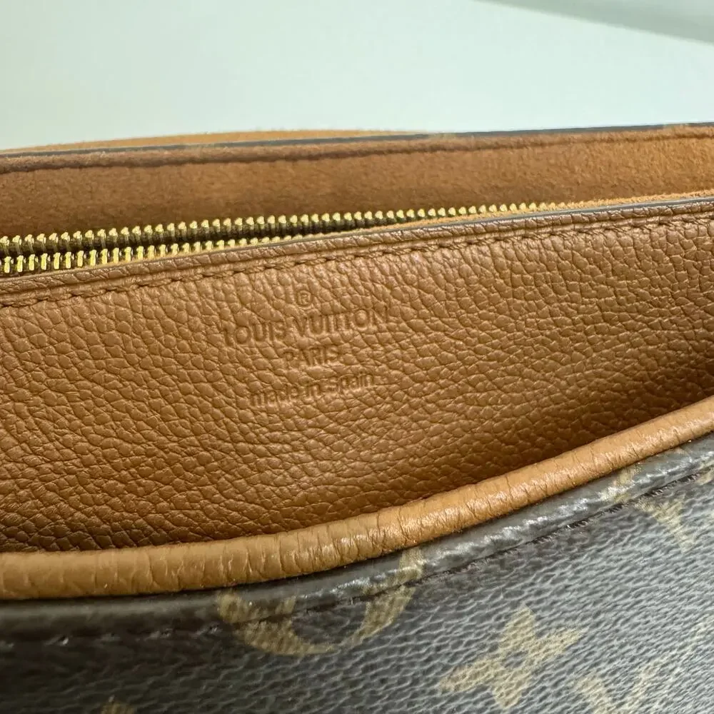 Louis Vuitton Havane Brown Monogram Pallas Shoulder Bag Gold LV Chain Crossbody